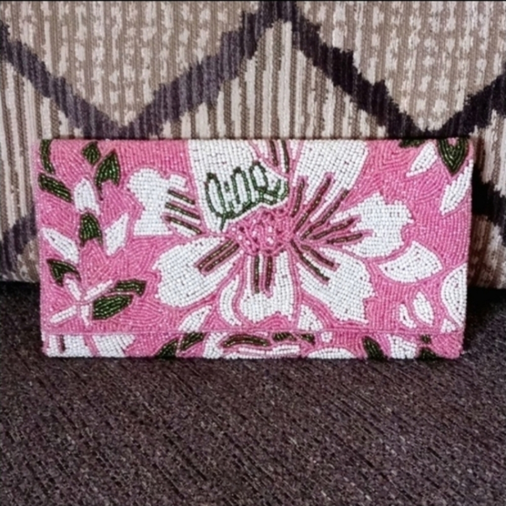 🐚RARE Lilly Pulitzer🐚 - Shell Shocked Glass Beaded Clutch - Picture 16 of 16